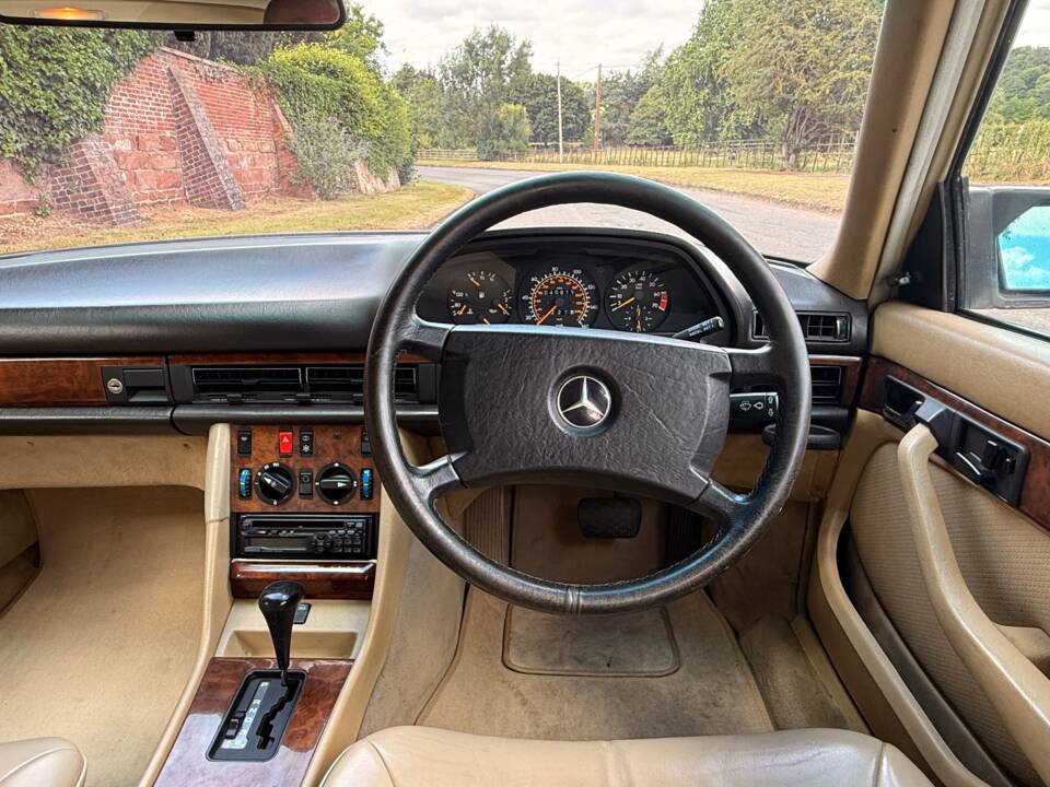 Imagen 14/30 de Mercedes-Benz 500 SE (1988)