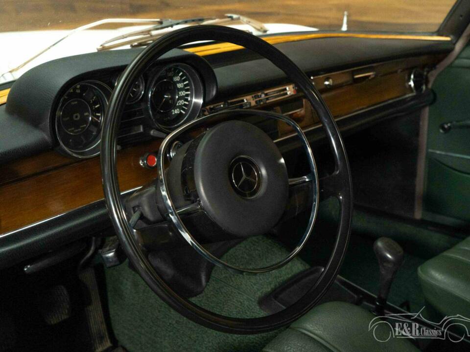 Bild 14/19 von Mercedes-Benz 280 SE (1969)