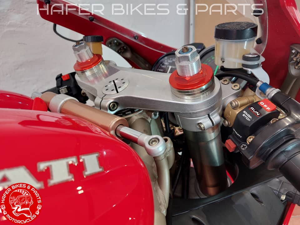Bild 19/42 von Ducati 916 (1995)