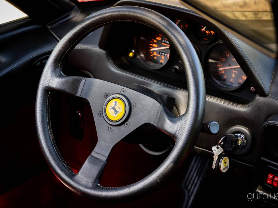 Image 52/73 of Ferrari 208 GTS Turbo (1989)