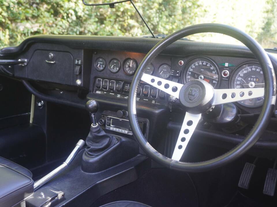 Bild 8/19 von Jaguar E-Type V12 (1972)