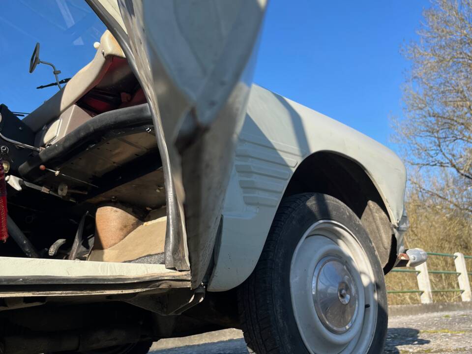 Bild 21/70 von Citroën Ami 6 Berline (1964)