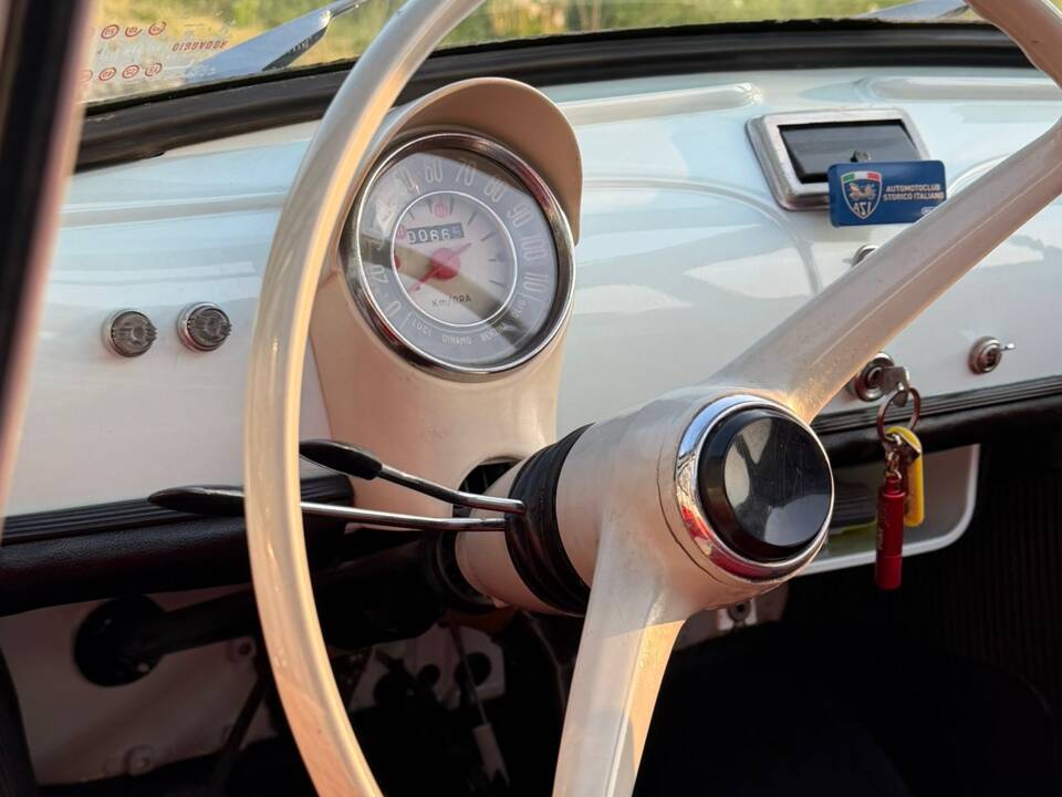Image 28/63 de FIAT 500 D (1964)