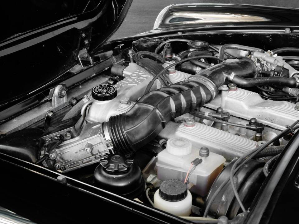 Bild 33/48 von Alfa Romeo 2.0 Spider (1993)