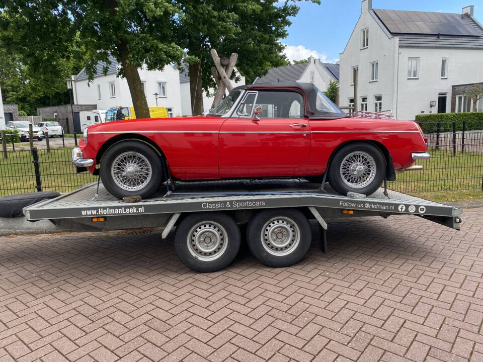 Imagen 11/82 de MG MGB (1967)
