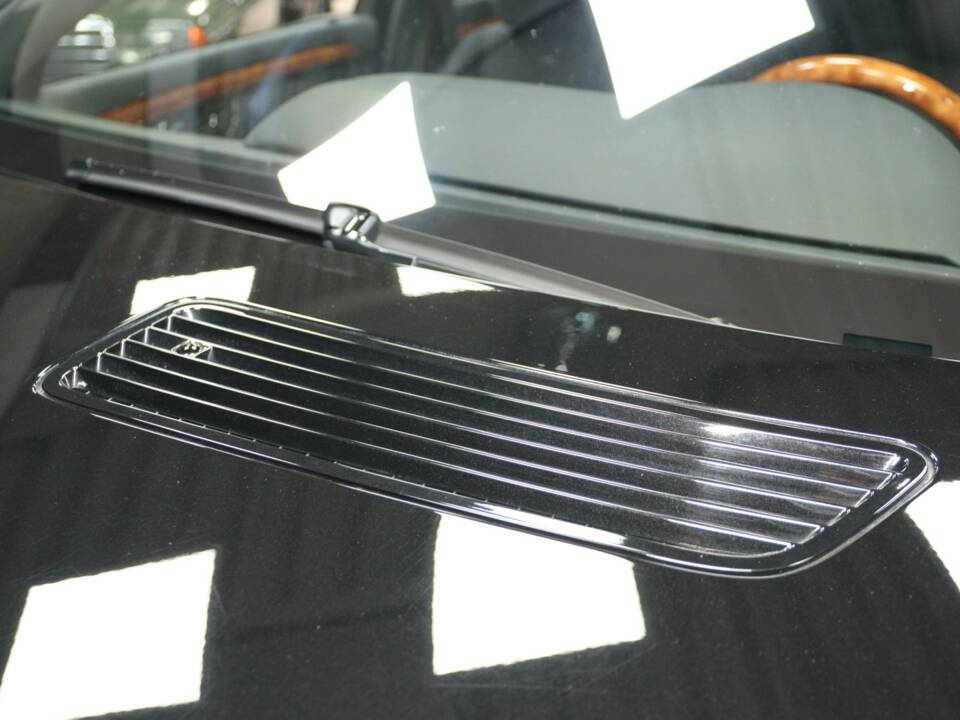 Image 64/78 of Mercedes-Benz S 600 L (2010)