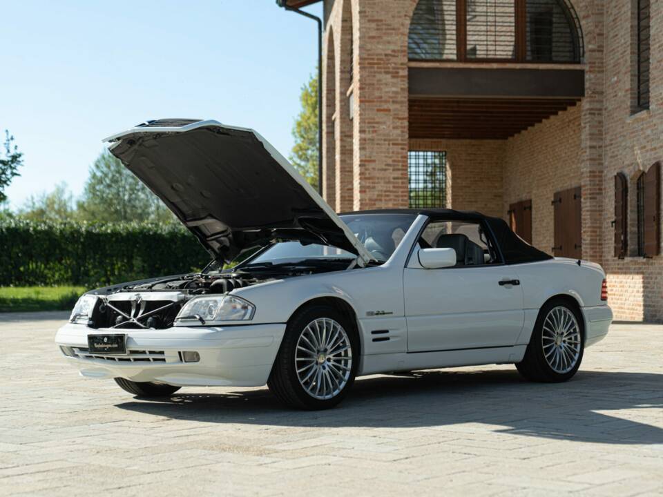 Bild 49/50 von Mercedes-Benz SL 320 (1997)