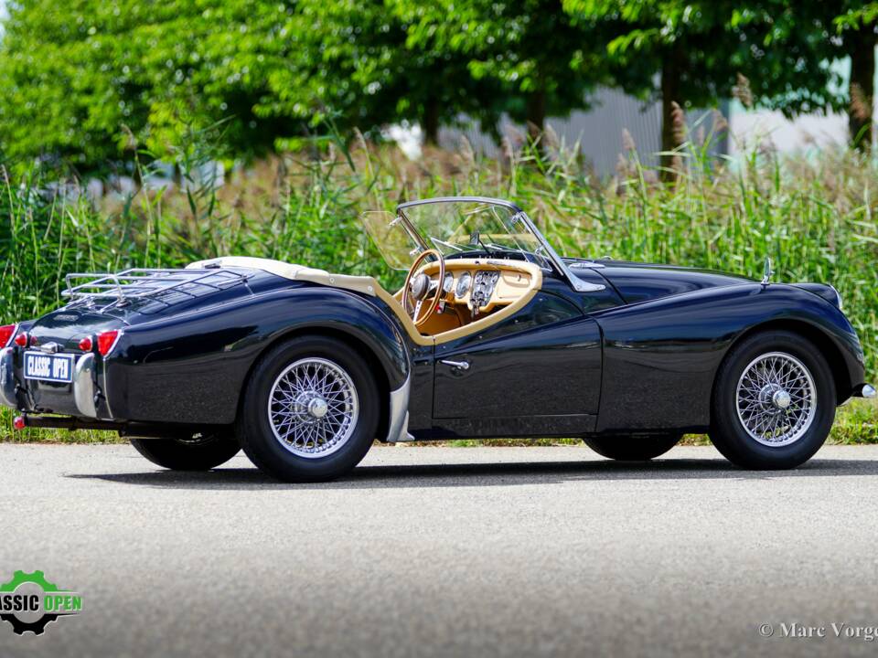 Image 21/46 of Triumph TR 3A (1958)