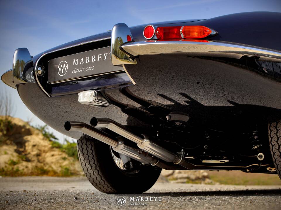 Image 59/80 de Jaguar Type E 4.2 (1966)
