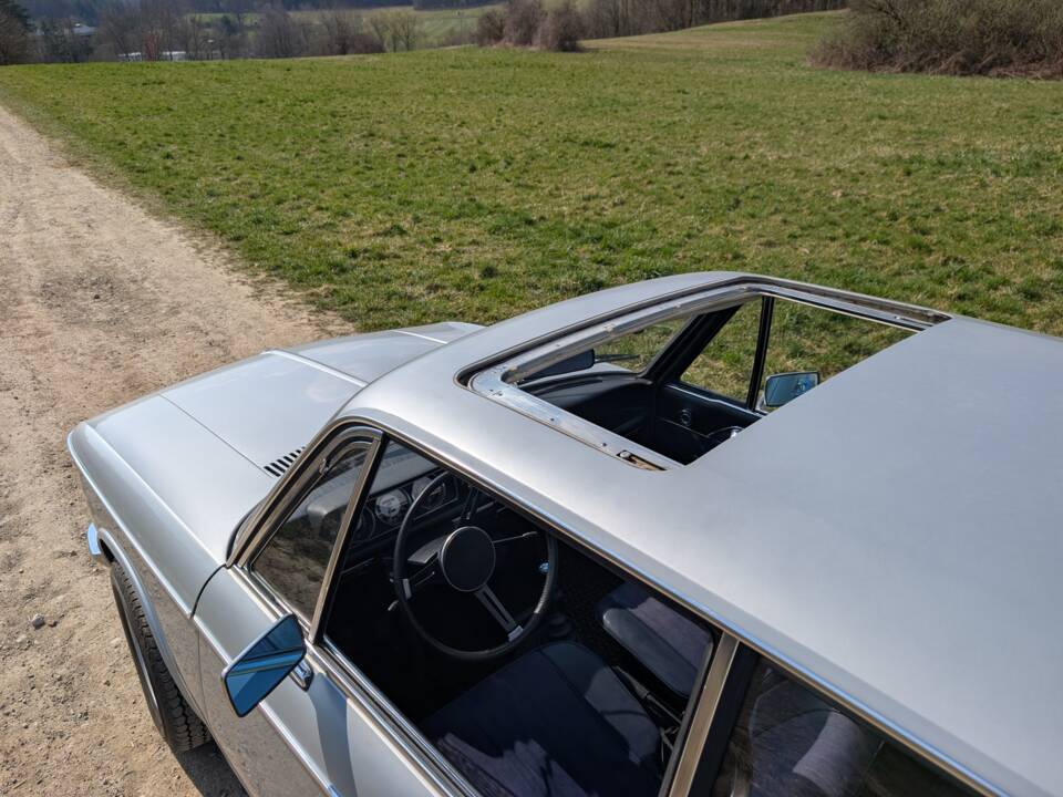 Image 20/41 of BMW 2002 (1968)