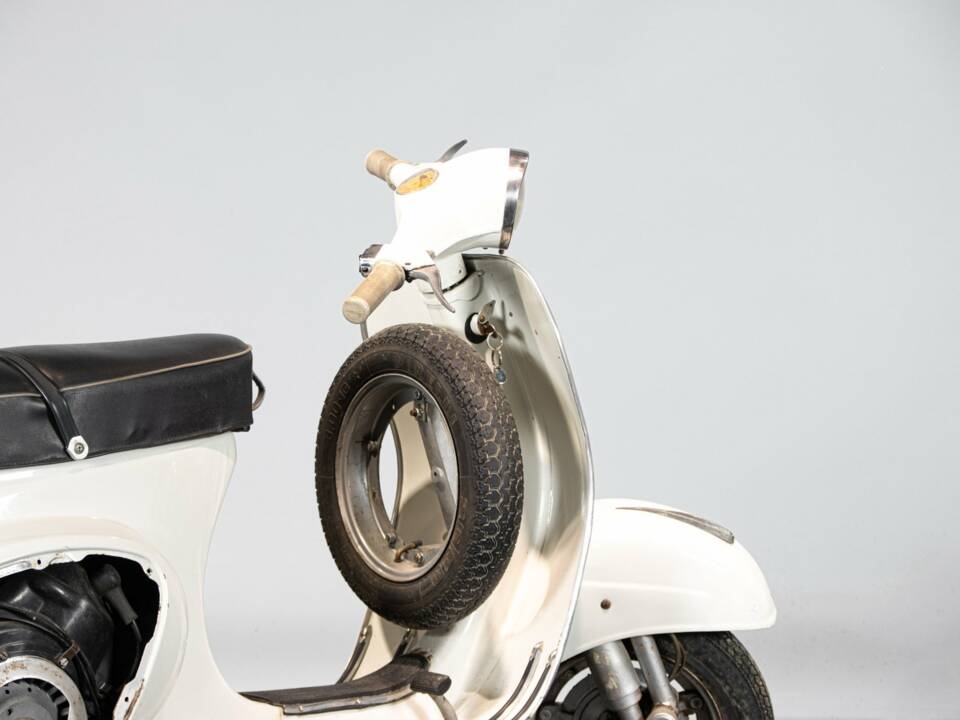 Bild 26/38 von Piaggio Vespa 125 Primavera (1973)