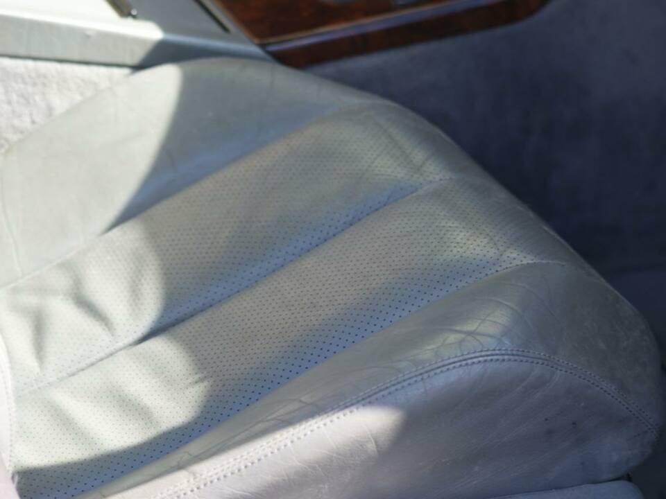 Immagine 36/50 di Mercedes-Benz 300 SL-24 (1989)