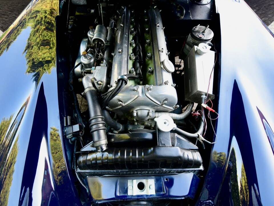 Image 21/50 of Jaguar XK 150 FHC (1959)