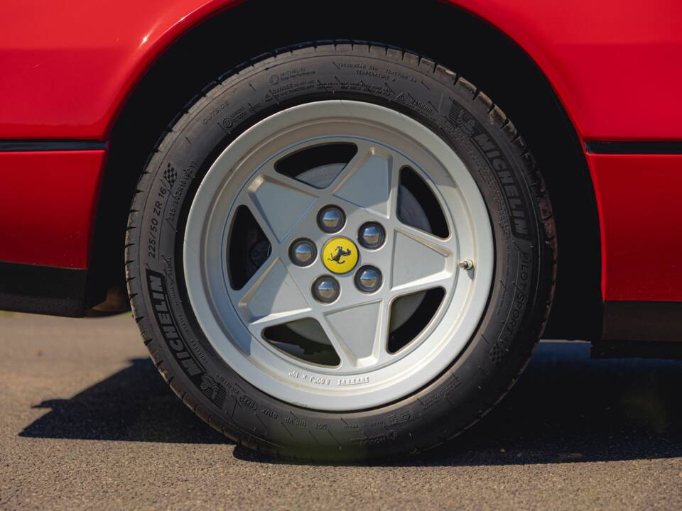 Image 20/60 of Ferrari 328 GTS (1986)