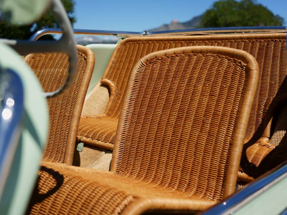 Image 7/73 of FIAT Ghia 500 Jolly (1970)