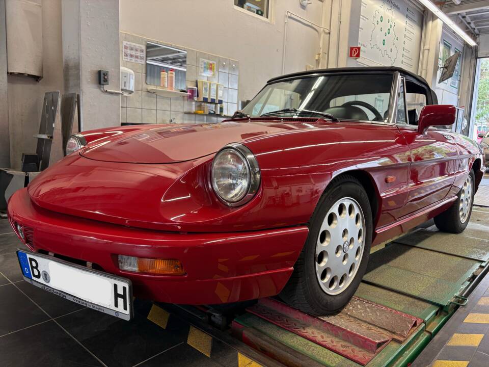 Image 11/25 of Alfa Romeo 2.0 Spider (1992)