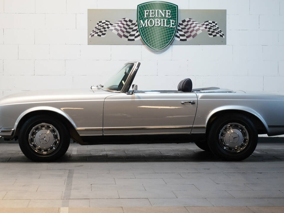 Image 5/36 of Mercedes-Benz 280 SL (1969)