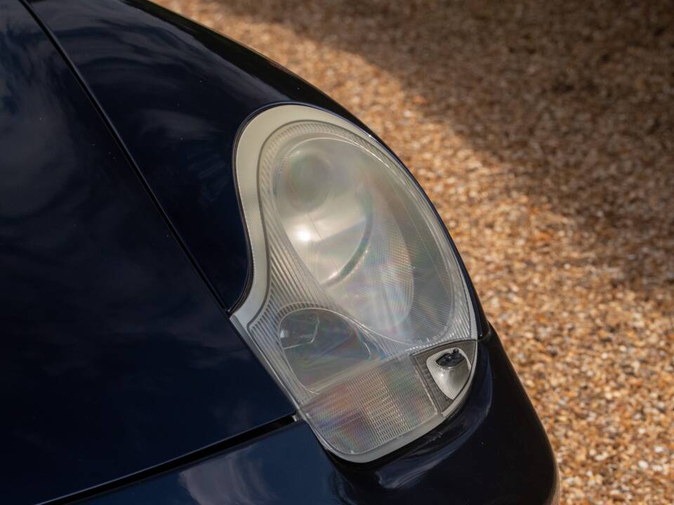 Immagine 14/50 di Porsche Boxster (2004)