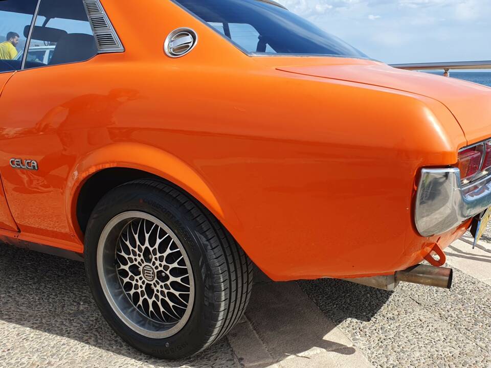 Image 23/67 de Toyota Celica GT (1976)