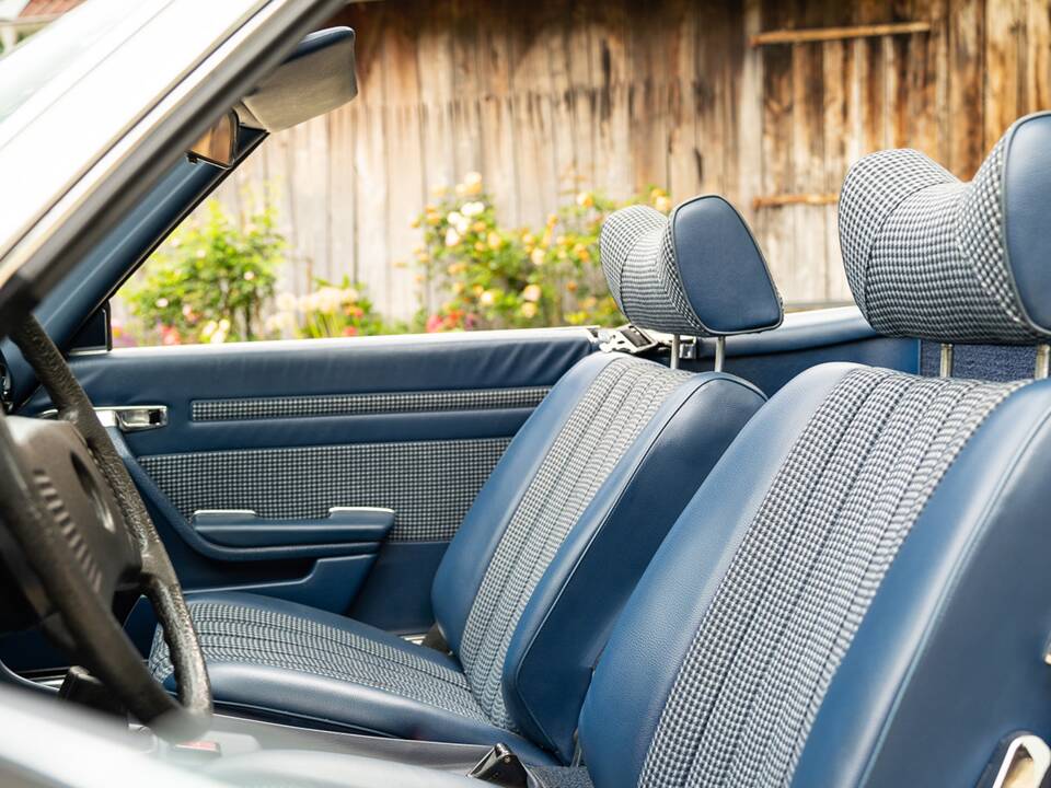 Imagen 48/86 de Mercedes-Benz 280 SL (1977)