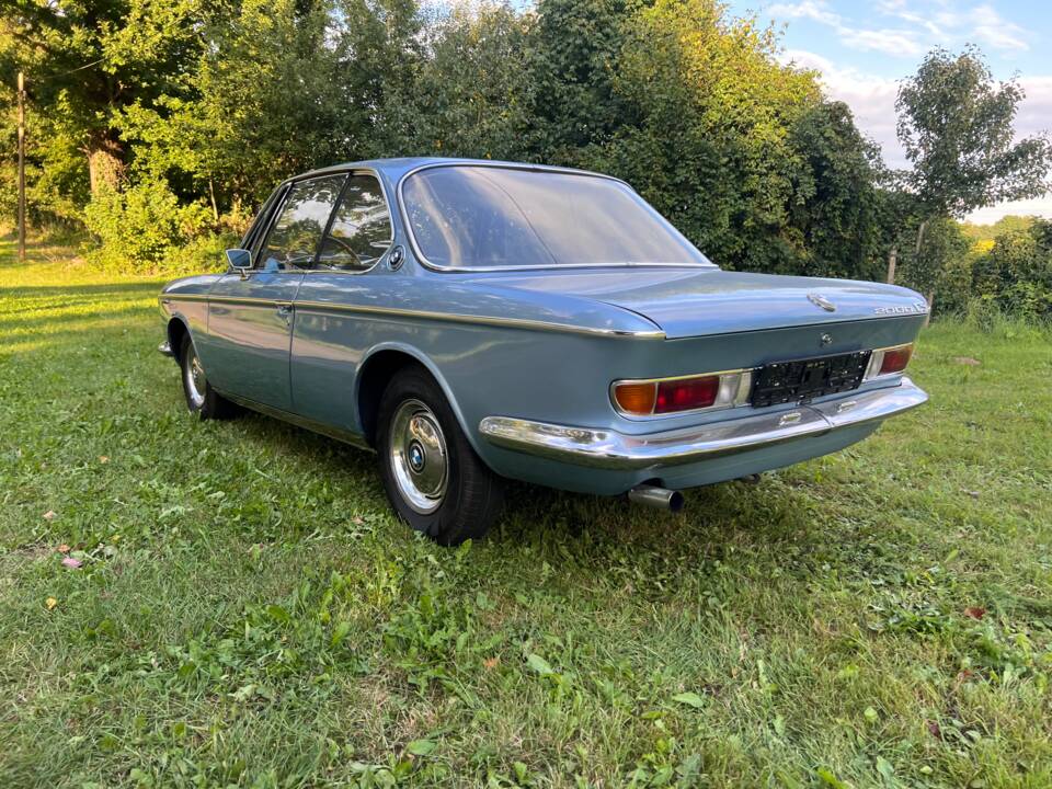 Immagine 2/74 di BMW 2000 CS (1969)