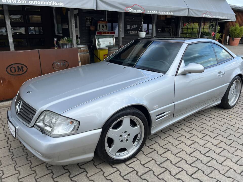 Image 2/21 of Mercedes-Benz SL 55 AMG (1999)