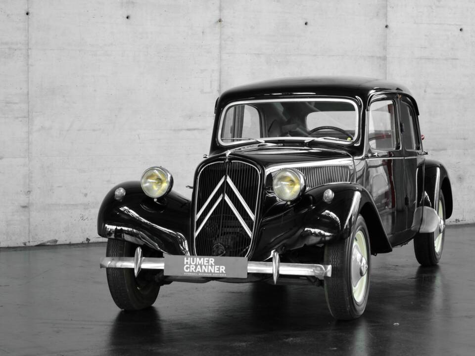 Image 5/50 of Citroën Traction Avant 11 BL (1953)