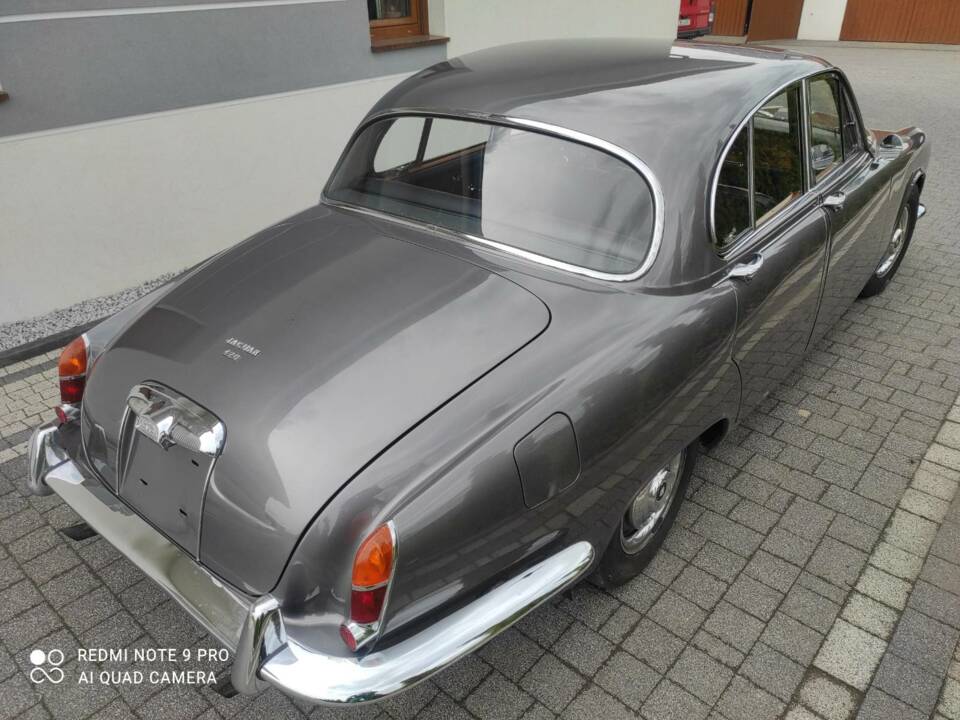 Image 5/15 of Jaguar 420 (1967)