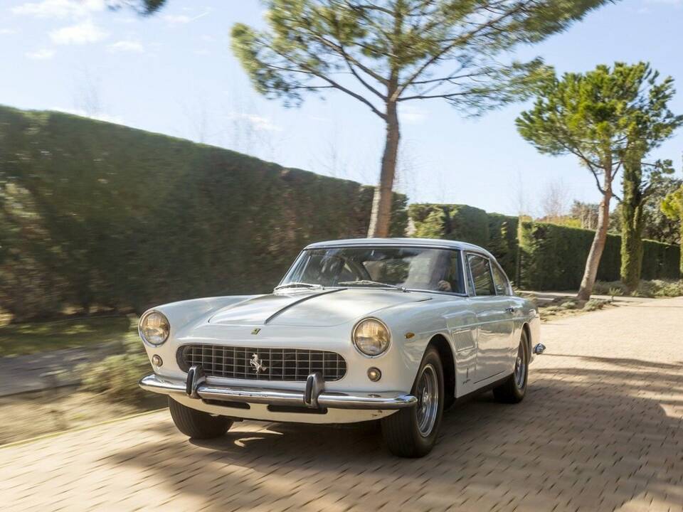 Imagen 1/8 de Ferrari 250 GTE (1962)