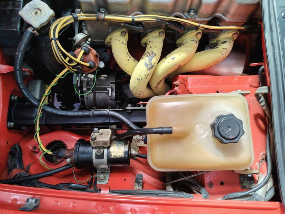 Image 64/71 of Opel GT 1900 (1970)