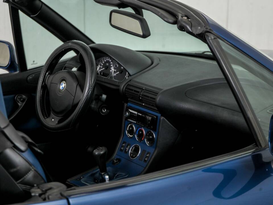 Image 8/50 of BMW Z3 2.0 (1999)