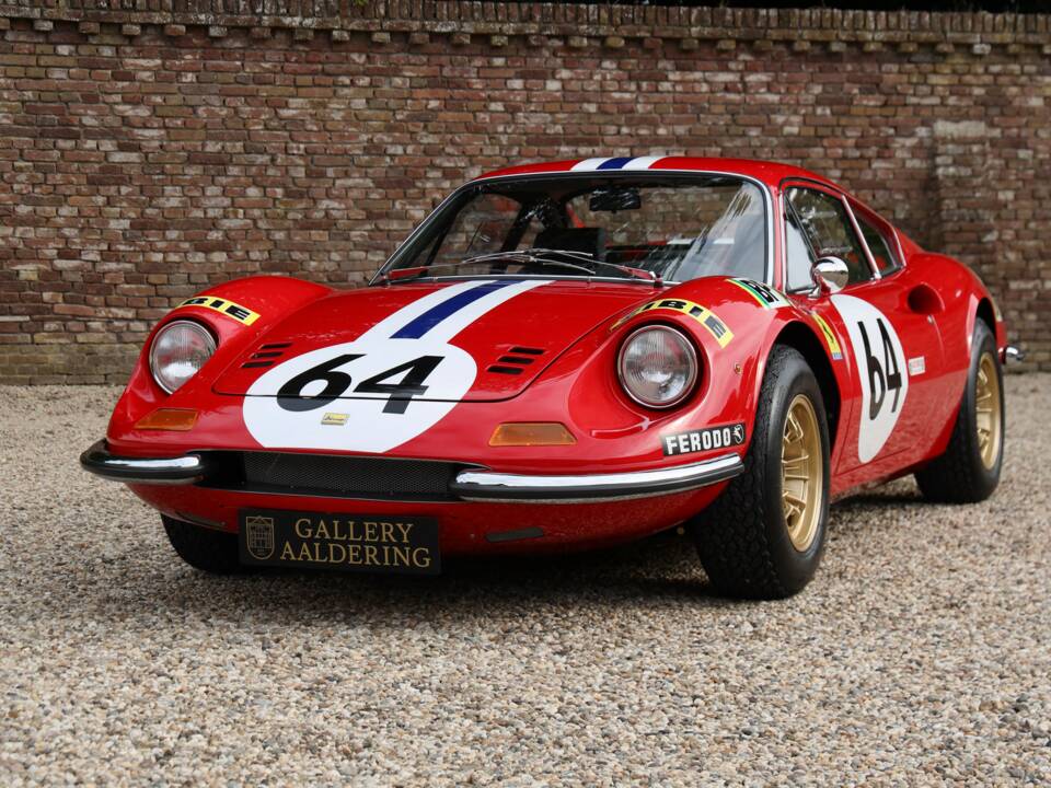 Immagine 26/50 di Ferrari Dino 246 GT (1971)