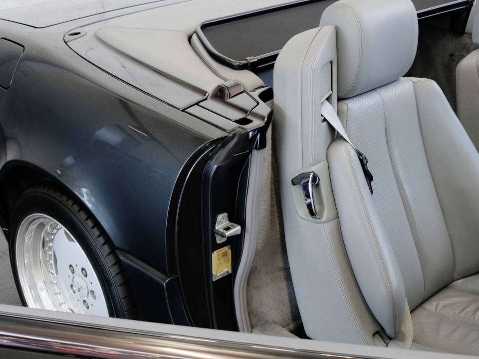 Bild 33/50 von Mercedes-Benz SL 60 AMG (1994)