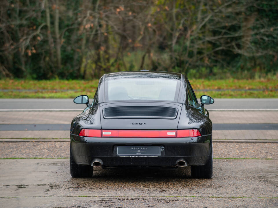 Bild 4/22 von Porsche 911 Carrera (1997)