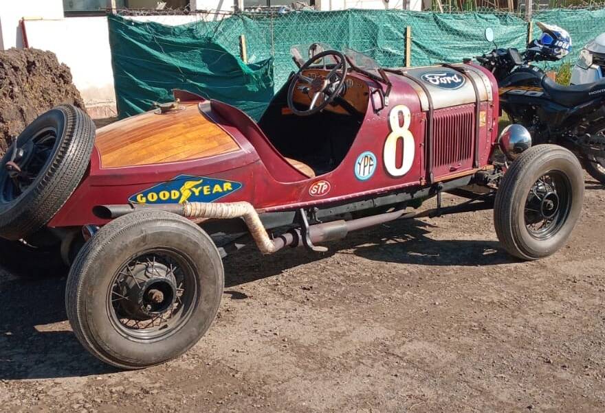 Image 3/9 of Ford Model A Speedster (1929)
