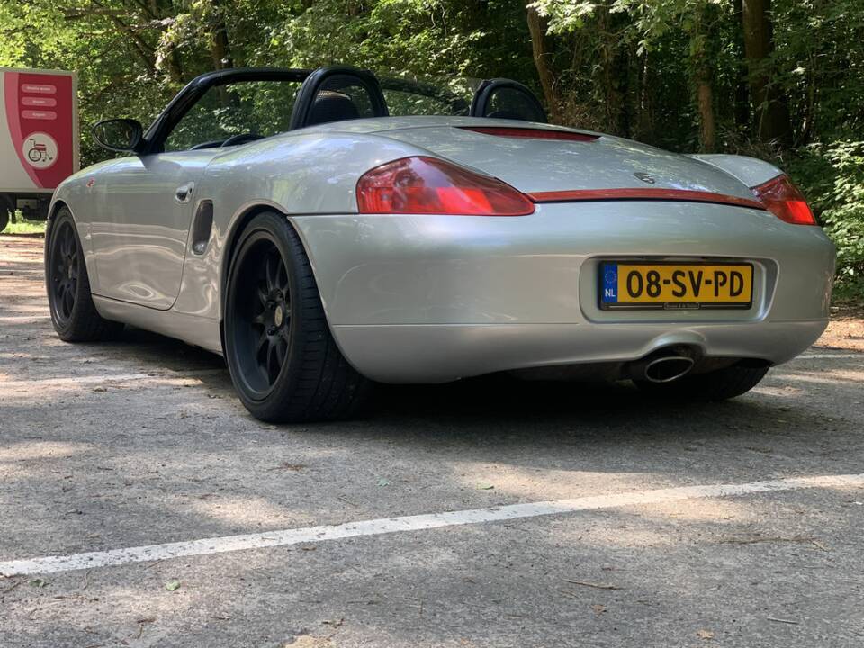 Bild 8/8 von Porsche Boxster (1997)