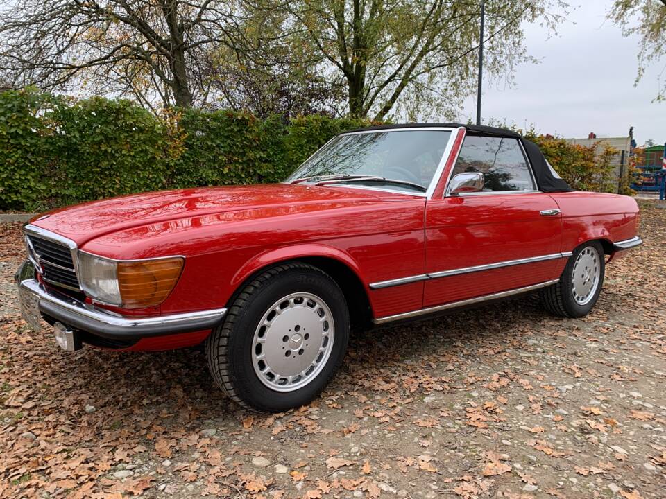 Image 1/160 of Mercedes-Benz 350 SL (1974)