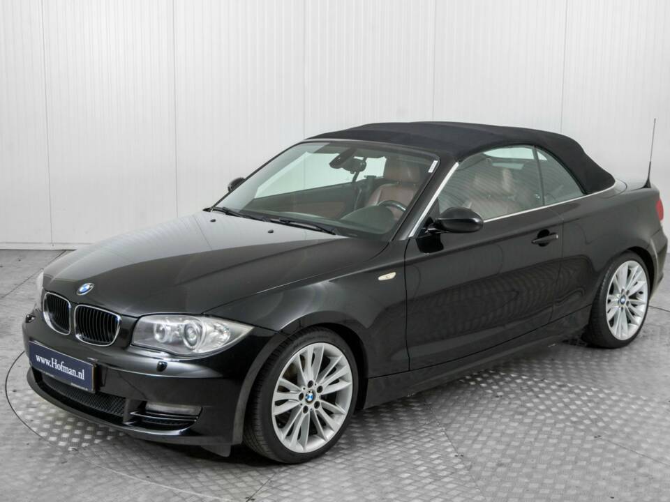 Image 49/50 de BMW 120i (2008)