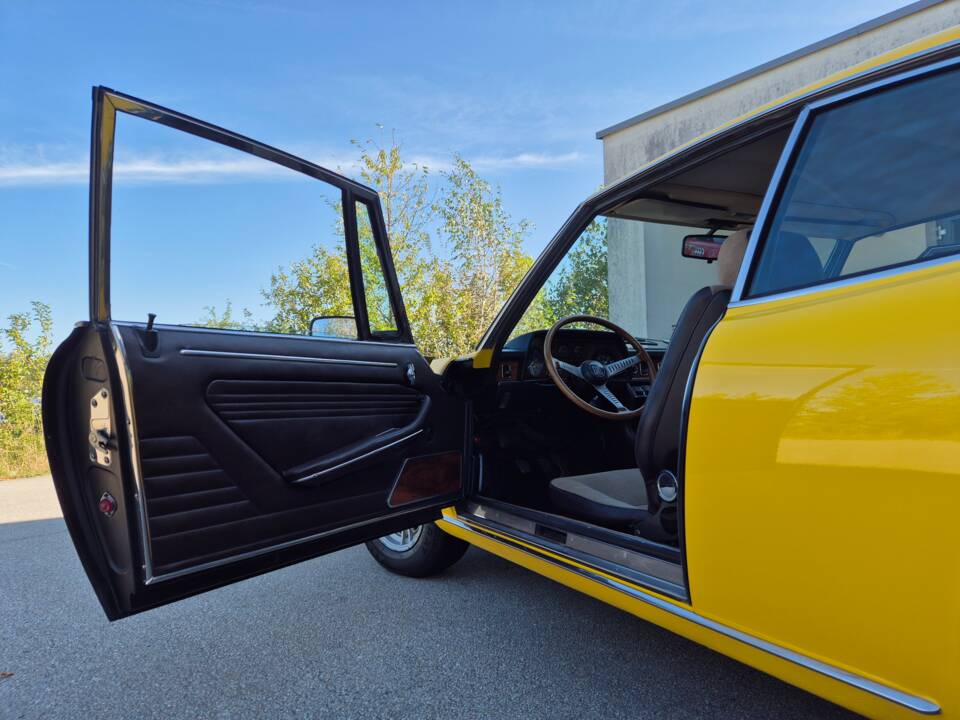 Immagine 37/51 di FIAT Dino 2400 Coupe (1971)