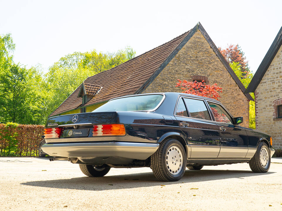 Bild 11/64 von Mercedes-Benz 500 SEL (1984)