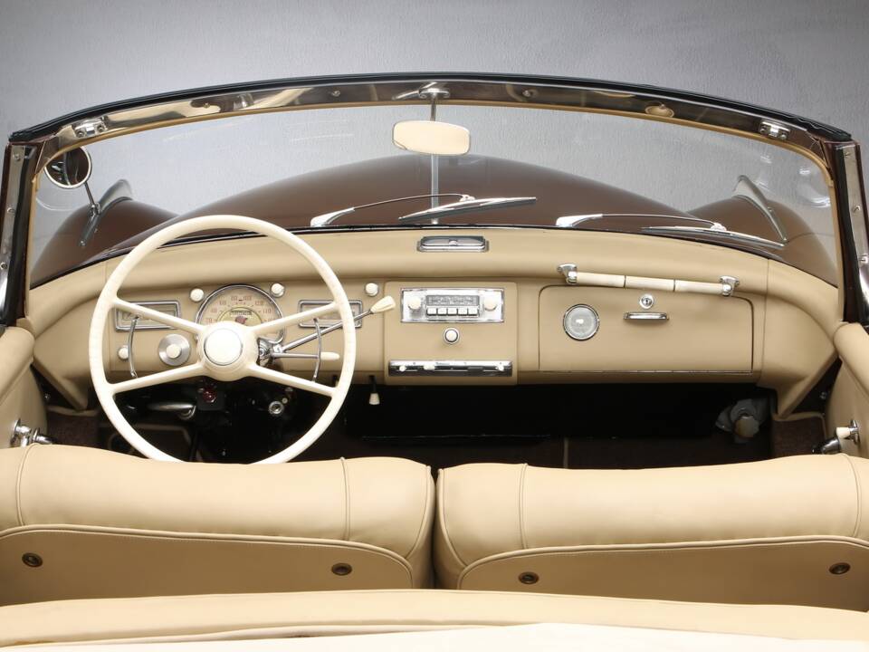 Image 15/26 of BMW 502 Autenrieth (1955)