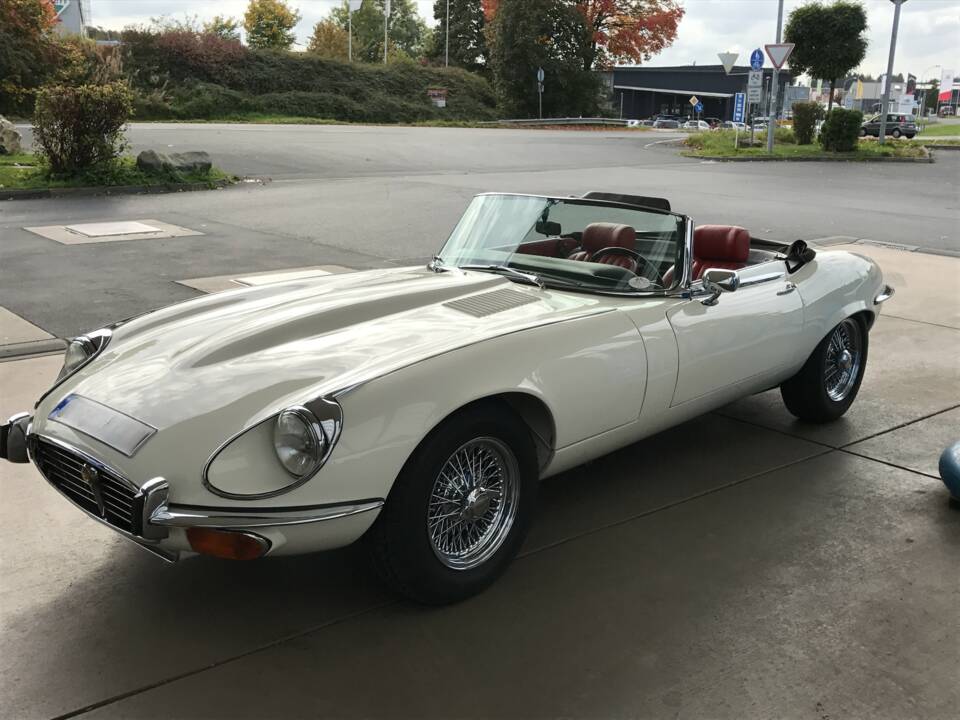 Bild 12/28 von Jaguar E-Type V12 (1973)