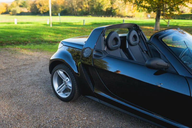 Image 28/44 of Smart Roadster (2003)