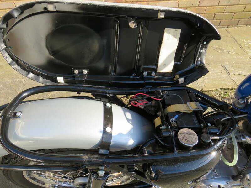 Image 18/43 of Triumph Tiger 90 (1968)