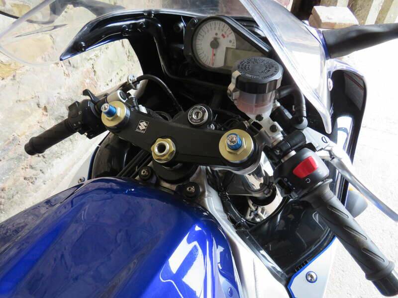 Bild 10/37 von Suzuki DUMMY (2002)