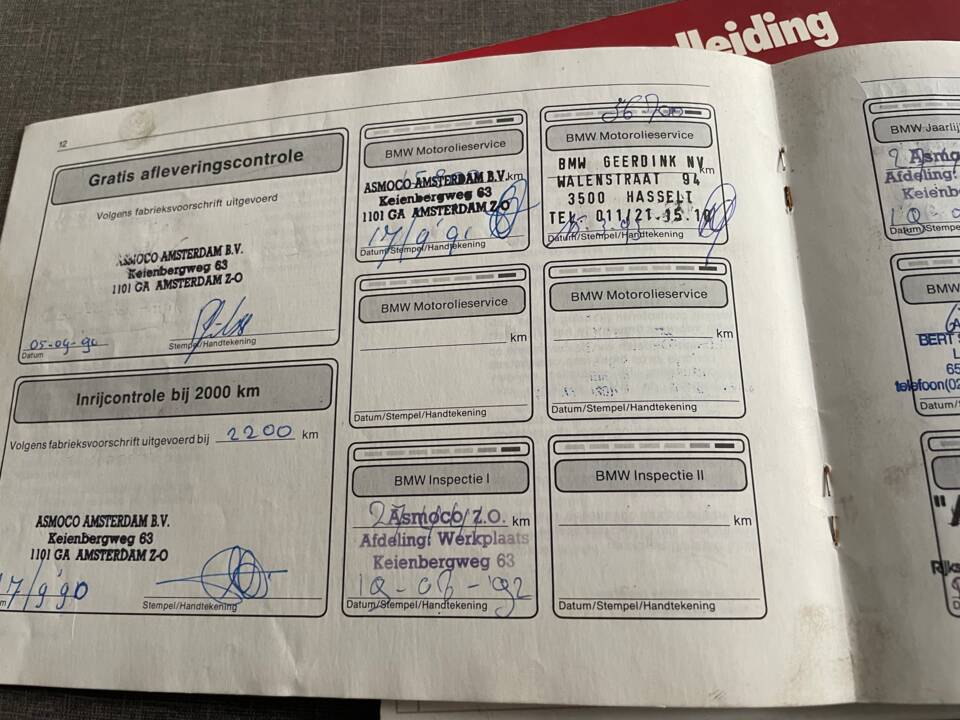 Bild 21/26 von BMW 320i (1990)