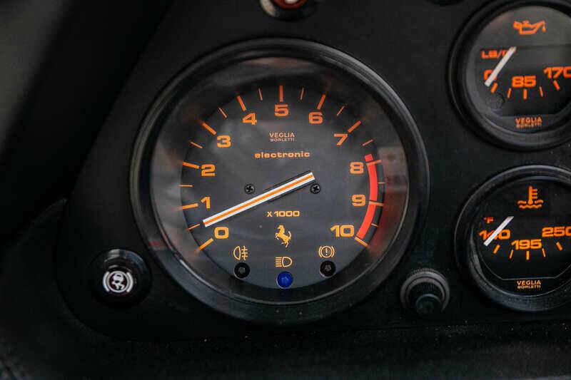 Afbeelding 38/49 van Ferrari 328 GTS (1989)