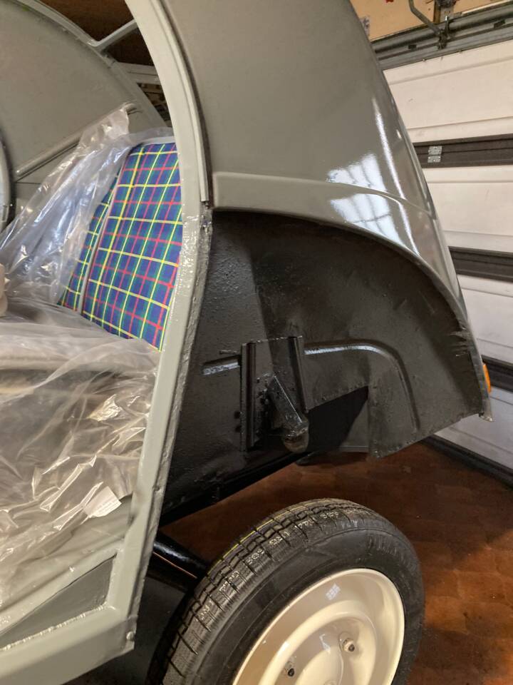 Image 11/13 of Citroën 2 CV (1958)