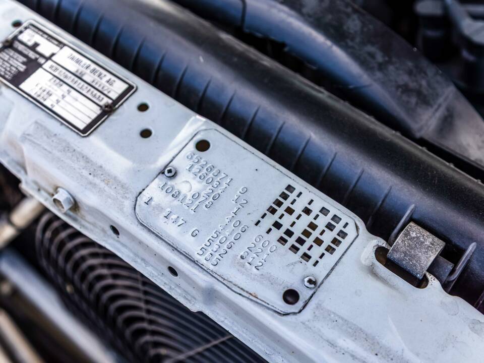 Image 175/175 of Mercedes-Benz 420 SE (1986)