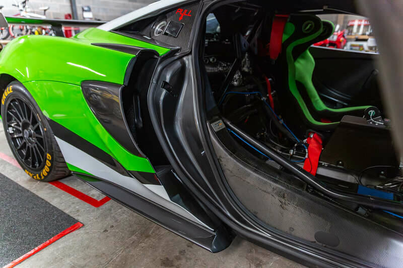 Bild 43/50 von McLaren 570GT (2016)